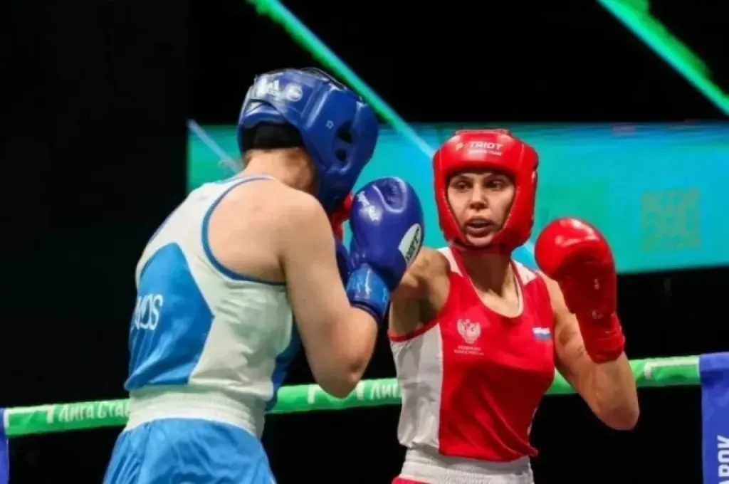 Брянская боксёрша Елена Бабичева вернула титул чемпионки России